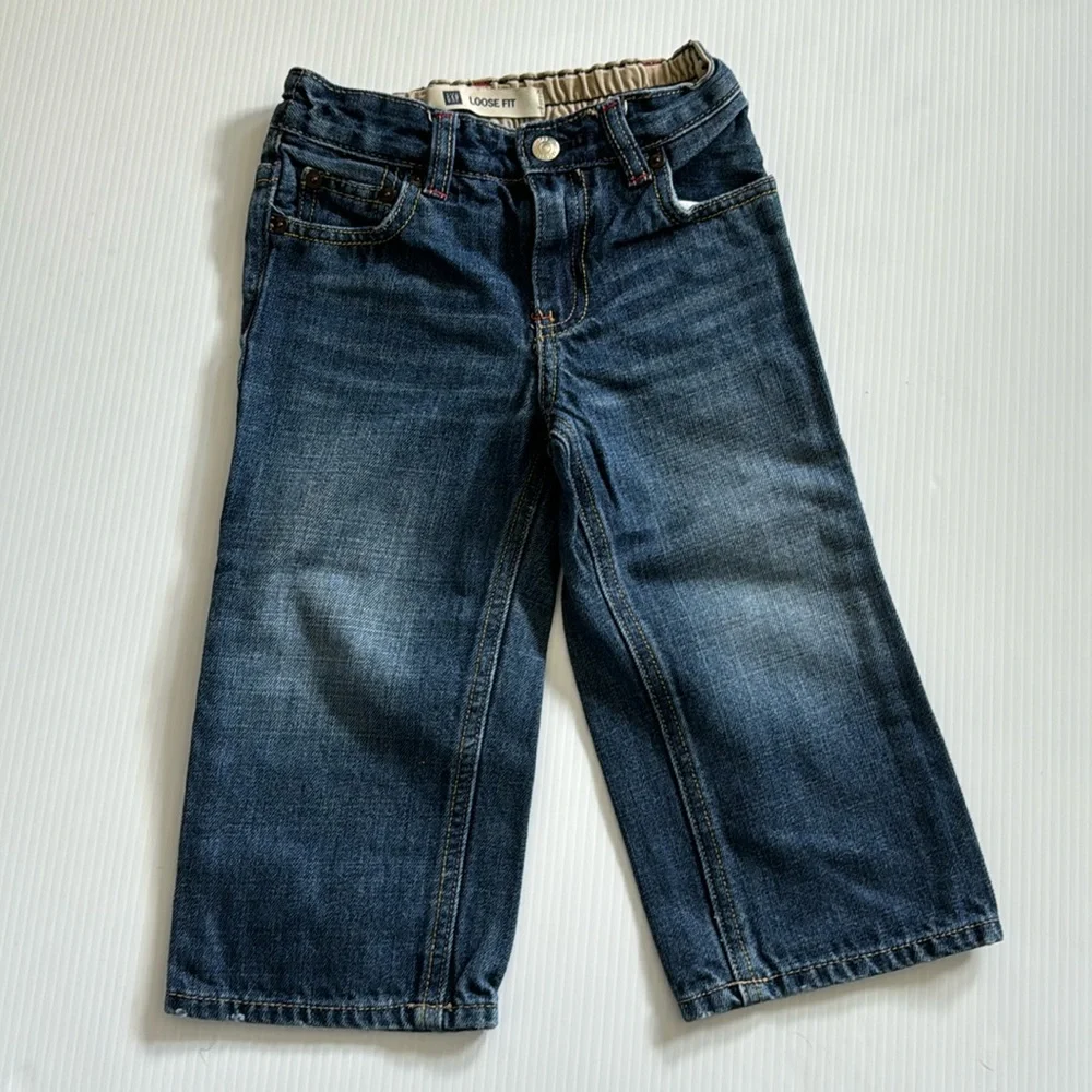 Baby Gap loose fit, 100% cotton blue jeans, size 2T